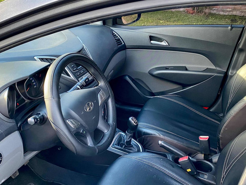 Hyundai Hb20s 1.6 Comfort Plus 4p 2018