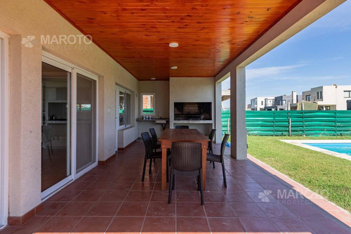 Imagen 12 de 30 de Casa En Venta En Barrio Puertos De Escobar - Maroto Propiedades