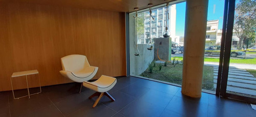 Venta Apartamento 2 Dormitorios ,piso 5 Tres Cruces