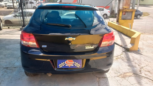Chevrolet Onix 1.0 Joy 5p