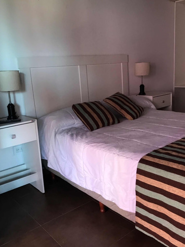 Complejo De Cabañas/ Apart. Para 4/6/7pers. Parque Y Pileta