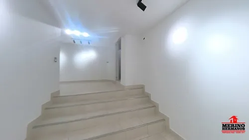 Local En Arriendo En Medellín - Simon Bolivar