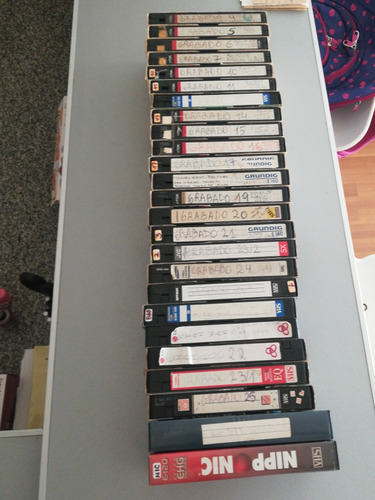 Lote 24 Vhs Grabados Década Del 90