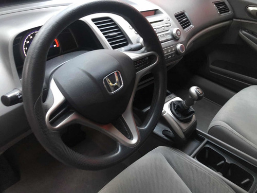 Imagen 9 de 15 de Honda Civic 2010 D Lx Sedan 5vel Mt
