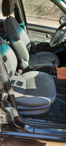 Imagen 5 de 14 de Fiat Siena 2015 Taxi