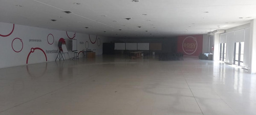 Imagen 4 de 9 de Local - Caseros