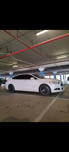 Ford Fusion 2.0 Hybrid Aut. 4p