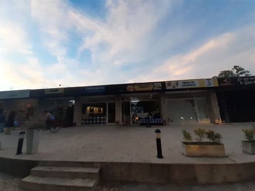 Imagen 5 de 11 de Local En Villa Del Haras Escobar. Ultimo En Venta. Retasado.!!!!!!!!!