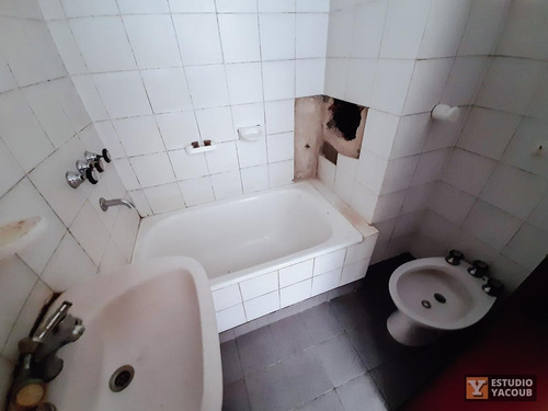 Imagen 11 de 29 de Departamento Venta 2 Dormitorio Al Frente Y 55 Mts 2 Totales - La Plata