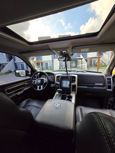 RAM 1500 RAM 1500 5.7 V8 LARAMIE 4X4