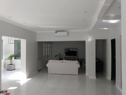 Imagen 4 de 29 de Excelente Casa En La Lucila,7 Ambientes Zona Colegios