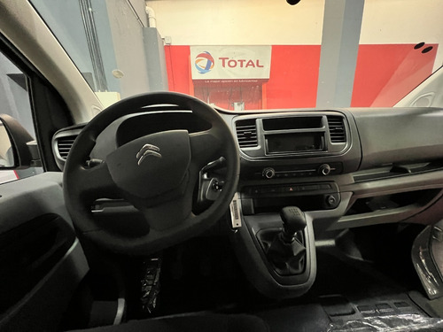 Imagen 13 de 17 de Jumpy L3 Hdi 115 Mt6 Business Furgon 2023 0 Km Ciu