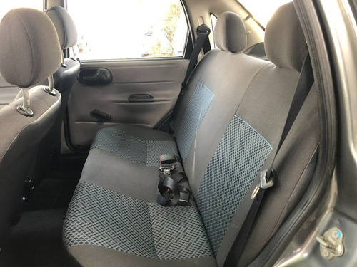 Imagem 9 de 11 de Chevrolet Classic 1.0 Mpfi Ls 8v Flex 4p Manual