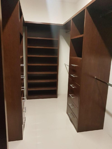 Imagen 19 de 20 de Casa En Venta Y O En Renta En Villas De Irapuato