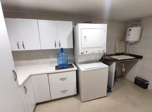 Mayra Lara Rah Trae Para Ti Amplia Y Hermosa Casa En Venta, Urbanización El Parral, Al Este De Barquisimeto, 5 Hab., 5 Baños, Tanque Subterráneo De 30.000lts, Jacuzzi, Vig. Privada
