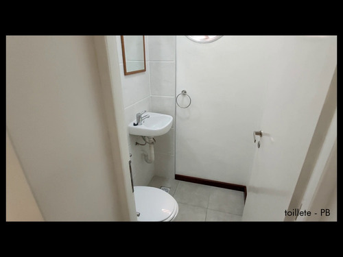 Oportunidad De Alquiler Comercial En Muñiz