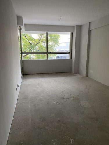 Imagen 13 de 18 de Edifico Libertareu Av. Libertador Y Sucre 140 M2 Cochera