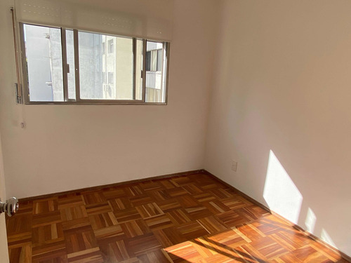 Divino !!! Piso Alto 2 Dorm Mas Servicio , Garage