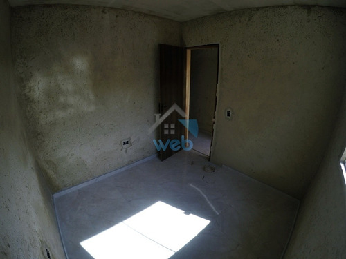 Imagem 10 de 26 de Excelentes Casas Em Pequeno Condomínio No Bairro Campo De Santana, Com Dois Quartos, Sala, Cozinha Americana, Banheiro Social E Área De Serviços. - Ca01630 - 70039866
