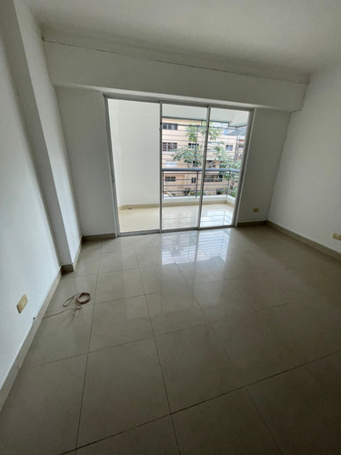 A284 - Piantini | Apartamento De Lujo En Alquiler | 2 Habitaciones + Servicio | $900 Usd | Vistas Panorámicas | #foxpiantini