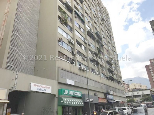 Venta De Apartamento En Urb. Chacao  Mls #23-13808 Mnh