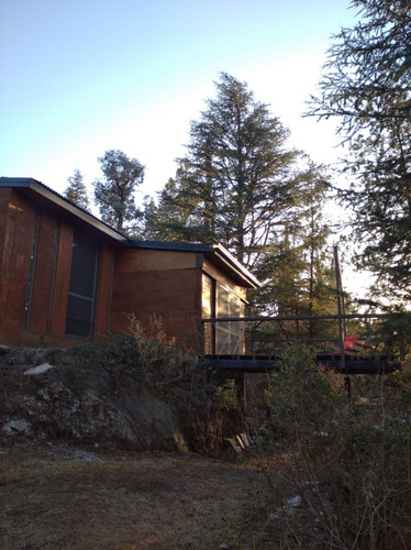 Imagen 14 de 22 de Hermosa Casa En Terreno Arbolado Fondo Al Rio