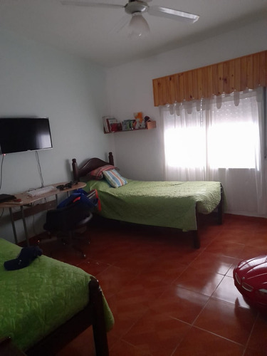 Imagen 2 de 21 de Casa Para 2 Familias En Venta