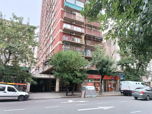 Av. Rivadavia Al 2300 Departamento De 3 Ambientes En Venta En Balvanera