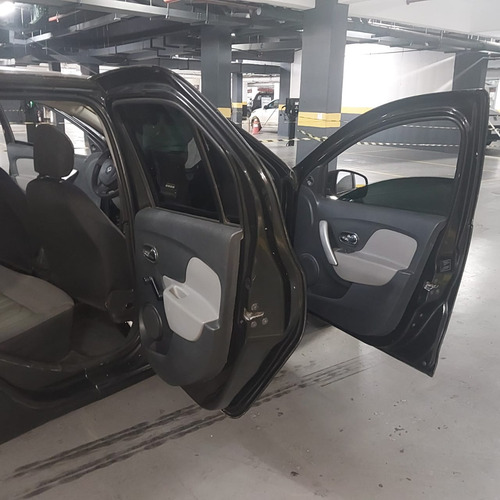 Renault Logan 1.6 Expression Hi-power 4p