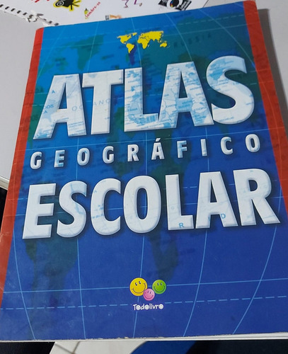 Livro Atlas Geográfico Escolar - Pedro Sérgio Valcanaia [2007]