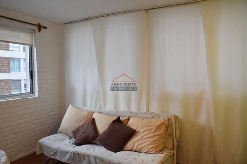 Apartamento En Peninsula, Monoambiente *- Ref: 3045