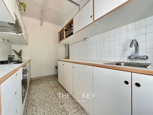 Casa En Venta De 4 Dorm. En Providencia