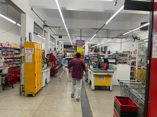 Passe O Ponto Supermercado Do Rei , Supermercado Grande Com Acougue E Caixa Eletronico