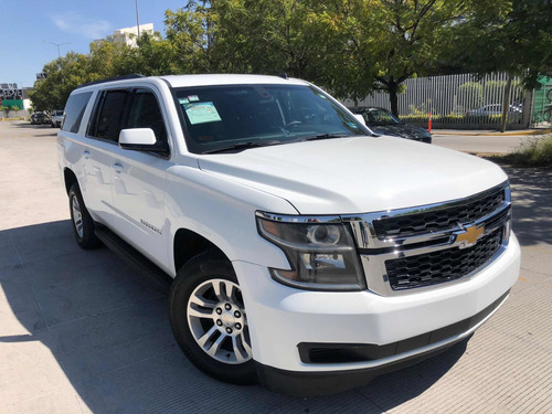 Imagen 2 de 13 de Chevrolet Suburban 2017 5.4 Lt Piel Blanca At
