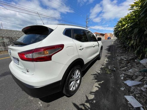 Imagen 2 de 11 de Nissan Qasqai 2016 Normal 4x2