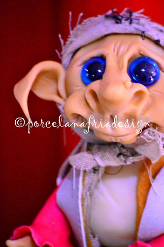 Duende Francés Porcelana Fria Stock
