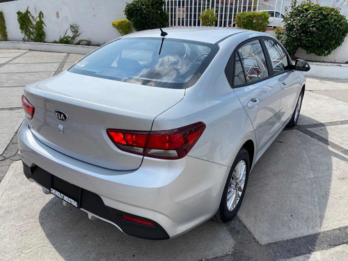 Imagen 7 de 14 de Kia Rio 2020 1.6 Lx Sedan At