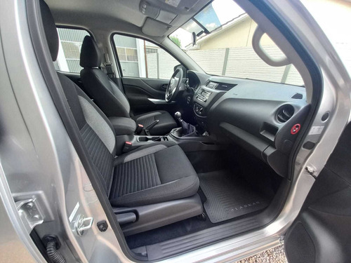 Imagen 12 de 13 de Renault Alaskan 2.3 Tdi 4x4 Confort 2022