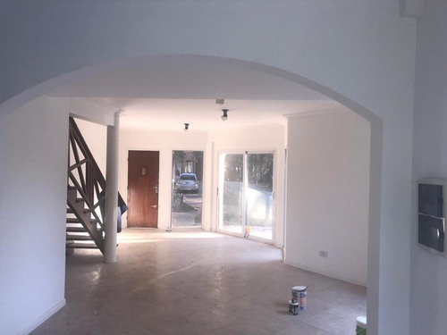 Imagen 29 de 30 de Venta De Casa En Dos Plantas En Barrio Cerrado Sin Expensas