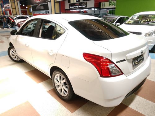 Nissan Versa 1.0 12v Flex S 4p Manual