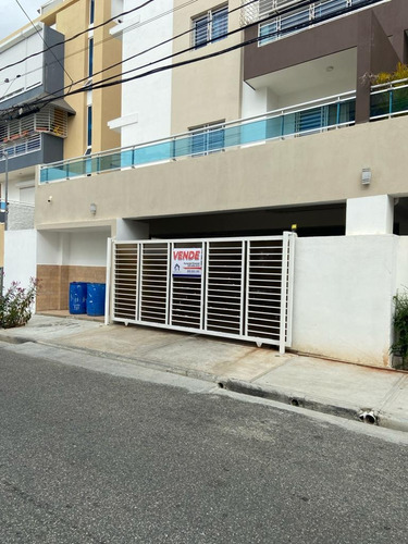 For Sale Penhouse En El Cacique Vacio De 4 Habitaciones Y Terraza 5to Piso Sin Ascensor Recibo Vehiculo 500mil Pesos