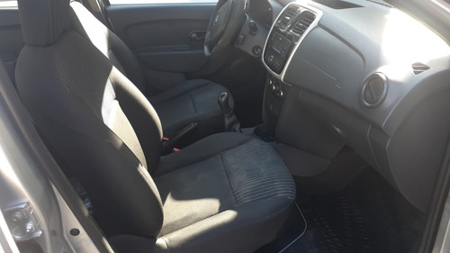 Imagen 6 de 17 de Renault Nuevo Logan 2018 Gnc 90cm3