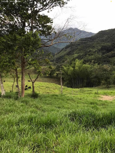 En Venta Hermosa Finca Cerca A Pacho Cundinamarca