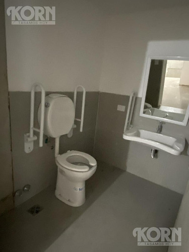 Imagen 12 de 24 de Venta Local Con Subsuelo Y Patio A Estrenar En Palermo Hollywood