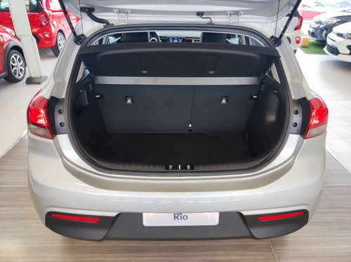 Imagen 3 de 15 de Kia Rio Zenith 1.4l Hb Mt 2023