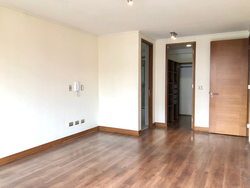 Venta Cómodo Casi Nuevo_bien Ubicado_zona Tranquila