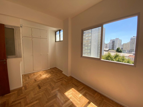 Impecable Dos Ambientes Avellaneda Centro En Alquiler