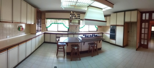 Imagen 1 de 17 de Espectacular Penthouse En El Centro De Coro. 0414-5725250 Cod 22-6383