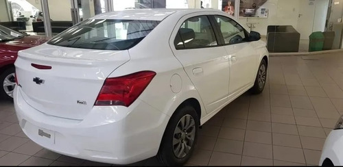 Imagen 3 de 24 de Chevrolet Onix Plus Joy Black 1.4 2023 0km 2022 Prisma Gall3