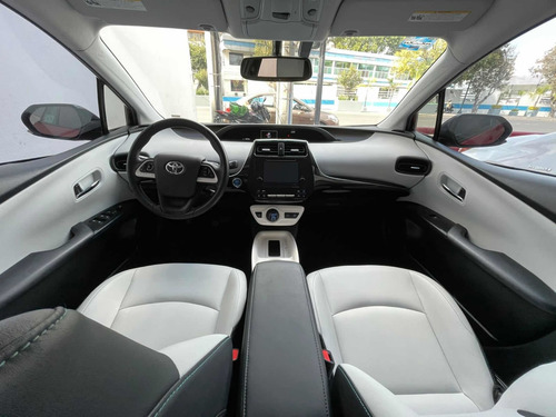 Imagen 9 de 15 de Toyota Prius 2017 1.8 Premium Cvt